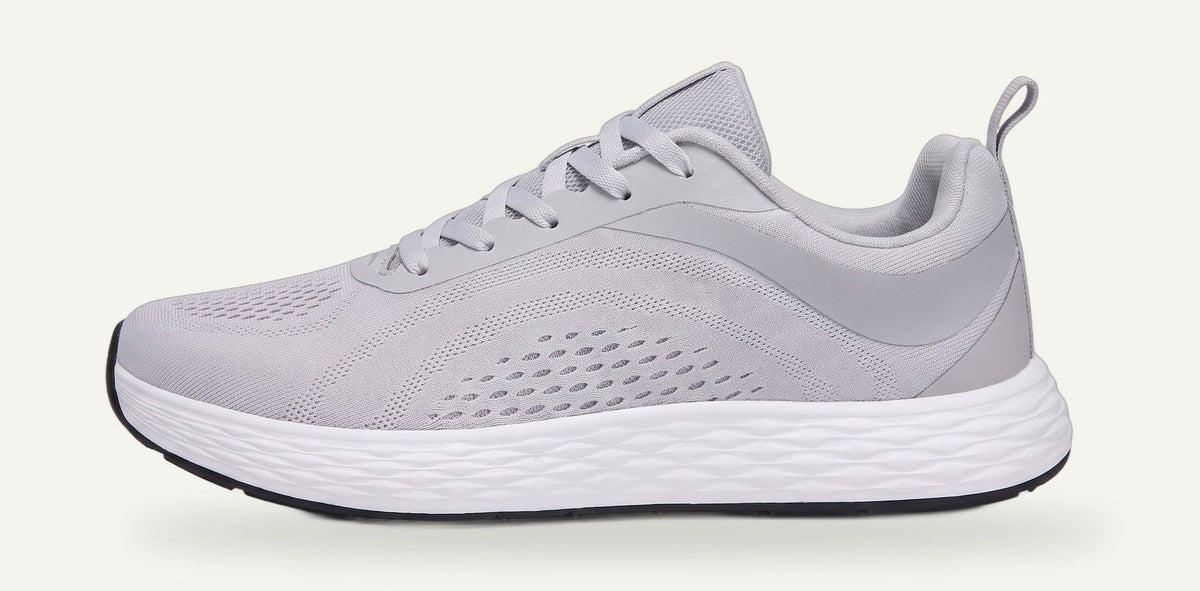 Daylong sneaker in light gray, side view
